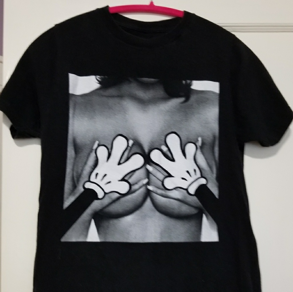 T-shirt